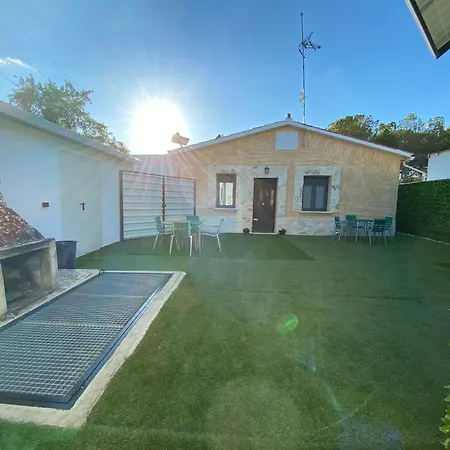 Casitas El Raso Villa Aldeamayor de San Martin Exterior photo